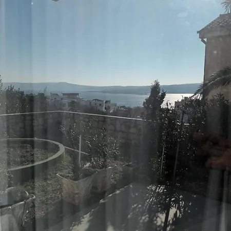 Emi 1 Apartman Crikvenica