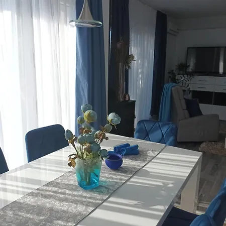 Emi 1 Apartman *