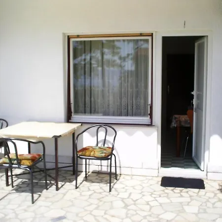 Apartment Novi Vinodolski * Novi Vinodolski